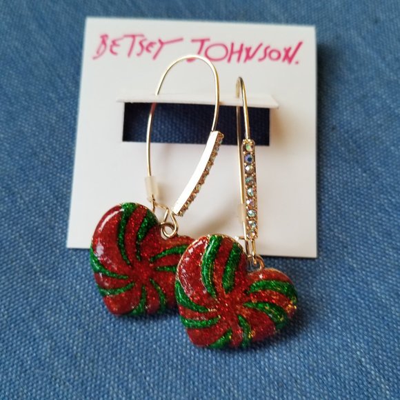 Betsey Johnson Holiday Christmas Heart Earrings - NWT - Picture 4 of 9